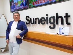 「Appleは“成功の象徴”だった」──令和の虎CHANNELを制作するSuneight竹内社長に聞く | Appleと人と。