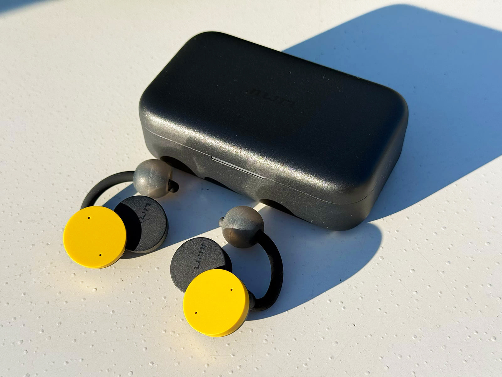 NTTのイヤフォン「nwm DOTS」レビュー。音質は? 音漏れは NTTのイヤフォン「nwm DOTS」レビュー。音質は? 音漏れは