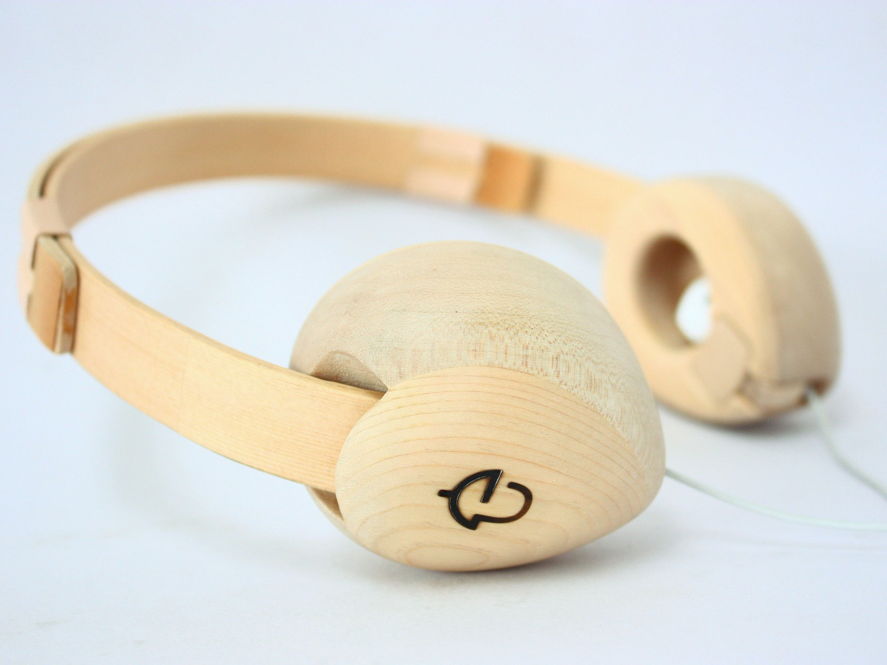 【受注】ヒダノオト 木製ヘッドフォン ヒノキが香る“木製ヘッドフォン”「ヒダノオト」レビュー。 | Mac Fan