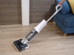 【読者プレゼント企画あり】スティック型水拭き掃除機「Roborock F25 RT」レビュー／「パワフルな吸引力」と「強力な水拭き機能」「自動洗浄・乾燥機能」で掃除が劇的に楽になる！