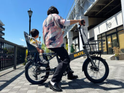 親子で乗れるe-BIKE「MATE GO+」に試乗してみた。圧倒的にイケてるデザインに、確かな性能と安全性。ついに、憧れの「MATE.BIKE」デビューの時がキタ！