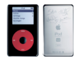 黒い筐体に赤いクリックホイールの特別モデル「iPod U2 Special Edition」。異例のアーティストコラボは「大ヒット」を記録