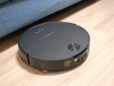 “超薄型ボディ”でついにソファ下を攻略！ ロボット掃除機「Roborock Saros 10」レビュー