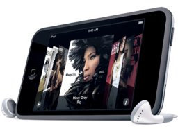 「初代iPod touch」の功績──初代iPhoneと並ぶ“モバイルデバイスの原型”を振り返る