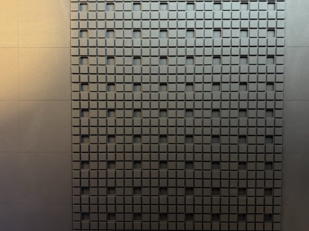 ゲーミングルームの天井